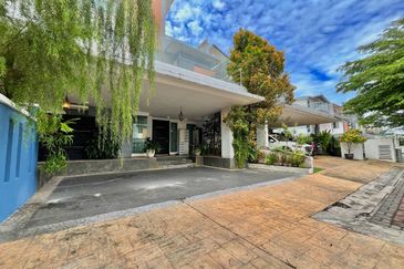 Bangi Lakehill Villas