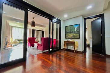 Bangi Lakehill Villas