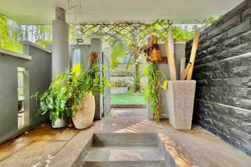 Bangi Lakehill Villas