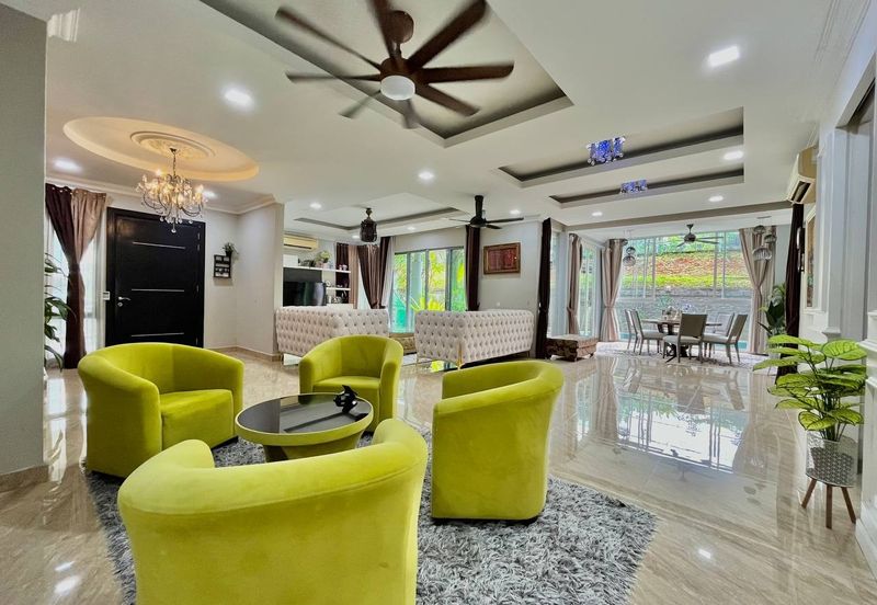 Bangi Lakehill Villas