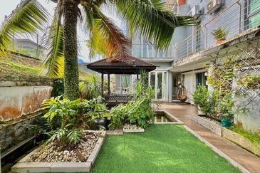 Bangi Lakehill Villas