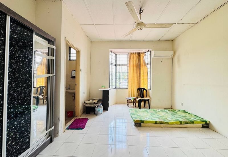 Taman Dahlia, Sepang