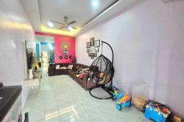 Taman Sungai Chua Kajang Single Storey Terrace RENOVATED & EXTENDED For Sale