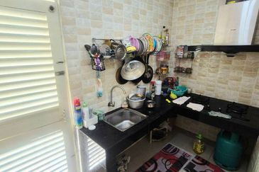 Taman Sungai Chua Kajang Single Storey Terrace RENOVATED & EXTENDED For Sale