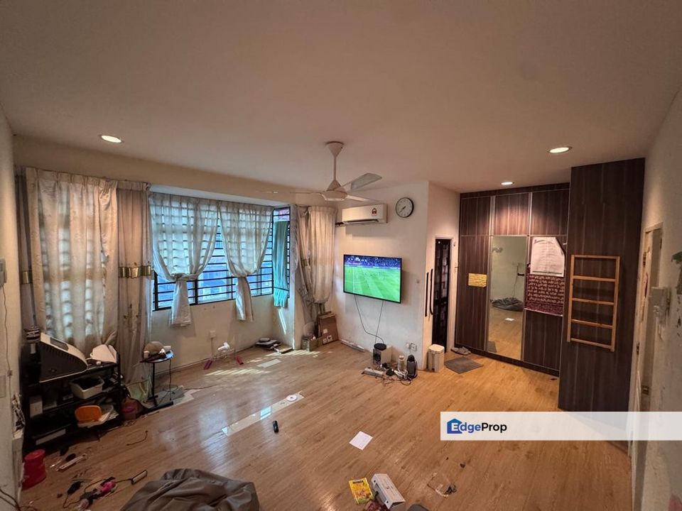 Seksyen 4 Tambahan Bandar Baru Bangi Double Storey House RENOVATED SOLAR SYSTEM For Sale , Selangor, Bangi