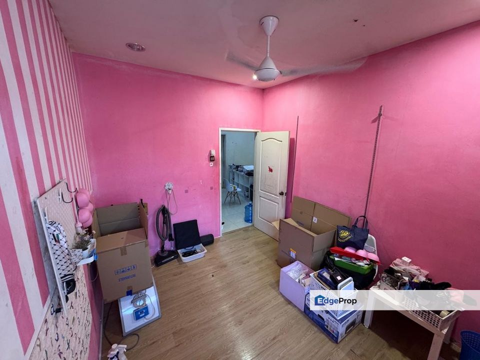 Seksyen 4 Tambahan Bandar Baru Bangi Double Storey House RENOVATED SOLAR SYSTEM For Sale , Selangor, Bangi