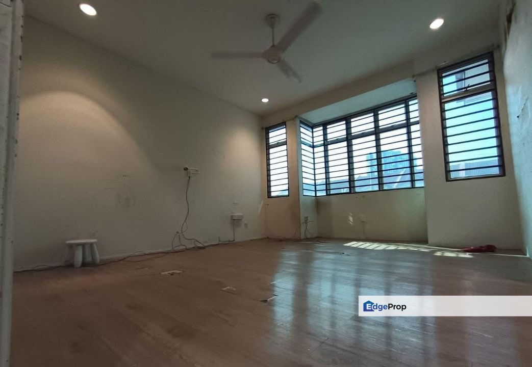 Seksyen 4 Tambahan Bandar Baru Bangi Double Storey House RENOVATED SOLAR SYSTEM For Sale , Selangor, Bangi