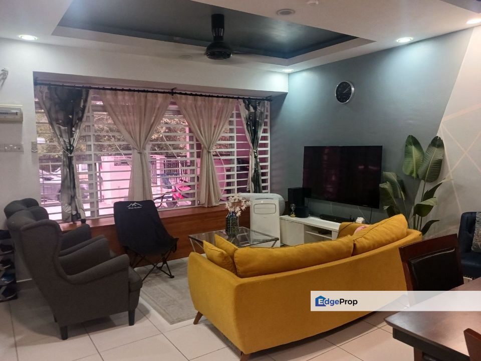 Camellia Residence Bandar Tasik Kesuma 2 Storey FREEHOLD For Sale, Selangor, Semenyih