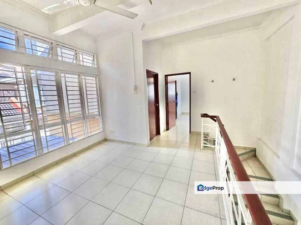 Desa Seri Saujana Sungai Merab Kajang Double Storey Semi D GATED GUARDED For Sale , Selangor, Kajang