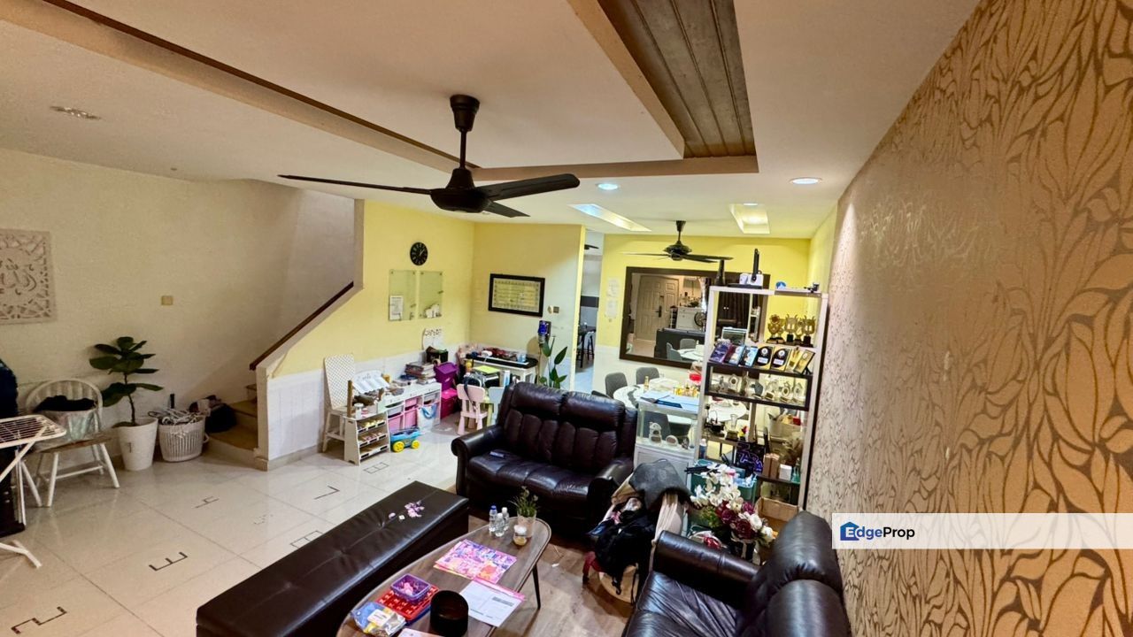 Seksyen 4 Tambahan Bandar Baru Bangi Double Storey House RENOVATED SOLAR SYSTEM For Sale , Selangor, Bangi