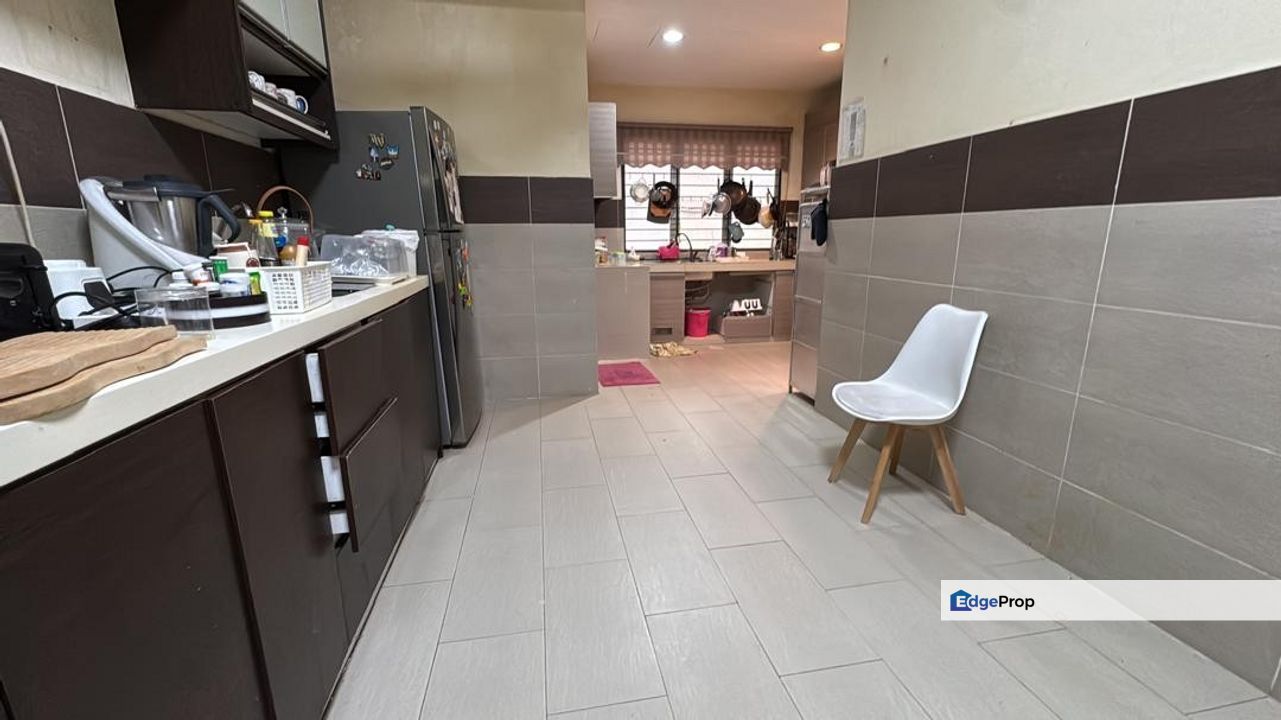 Seksyen 4 Tambahan Bandar Baru Bangi Double Storey House RENOVATED SOLAR SYSTEM For Sale , Selangor, Bangi