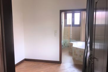 Glenmarie Residences