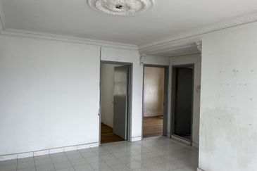 FURTHER PRICE REDUCTION!!! Condominium at Pantai Hillpark 2, Bangsar South With An Amazing Picturesque High Floor View of KL City (KLCC/TRX)