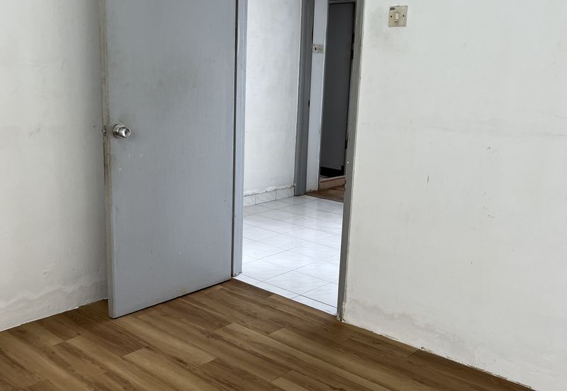 FURTHER PRICE REDUCTION!!! Condominium at Pantai Hillpark 2, Bangsar South With An Amazing Picturesque High Floor View of KL City (KLCC/TRX)