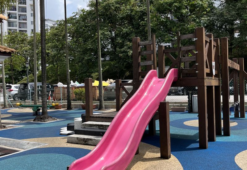 FURTHER PRICE REDUCTION!!! Condominium at Pantai Hillpark 2, Bangsar South With An Amazing Picturesque High Floor View of KL City (KLCC/TRX)