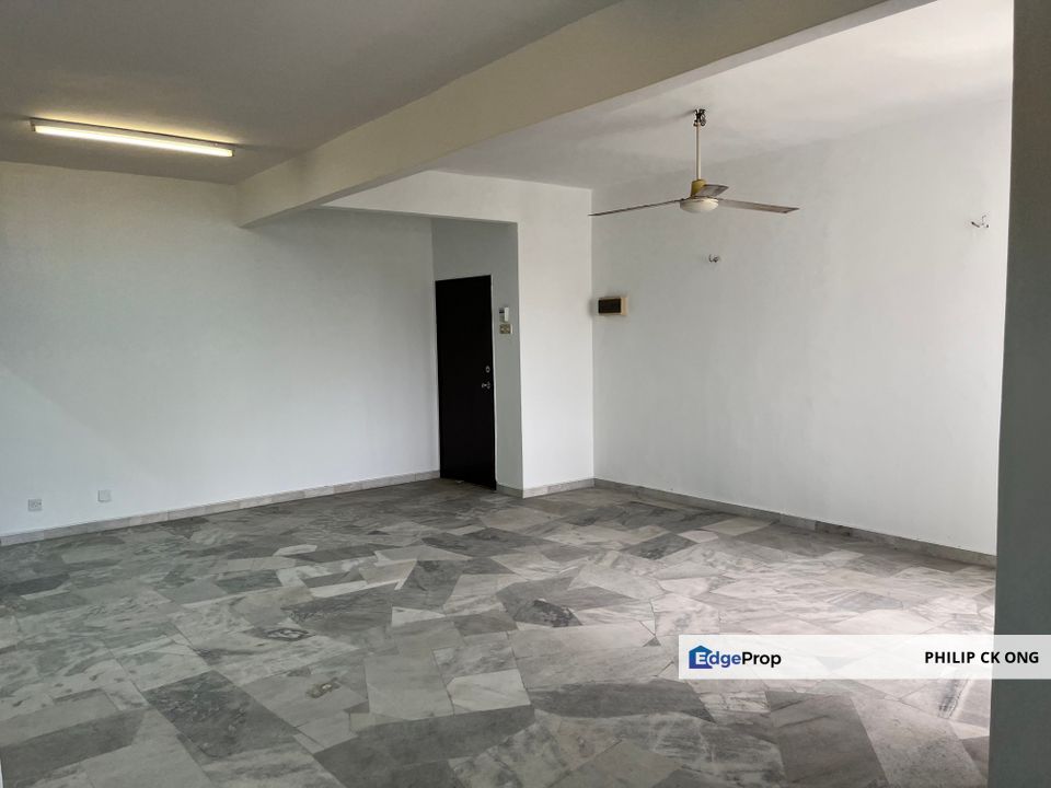 Discover the Perfect Blend of Space, Comfort, and Convenience – 3-Bedroom Condo for RM374,000!, Selangor, Subang Jaya