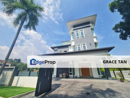 NEW INDIVIDUAL DESIGN & BUILT LUXURY 3-STOREY BUNGALOW WITH LIFT , Selangor, Seri Kembangan