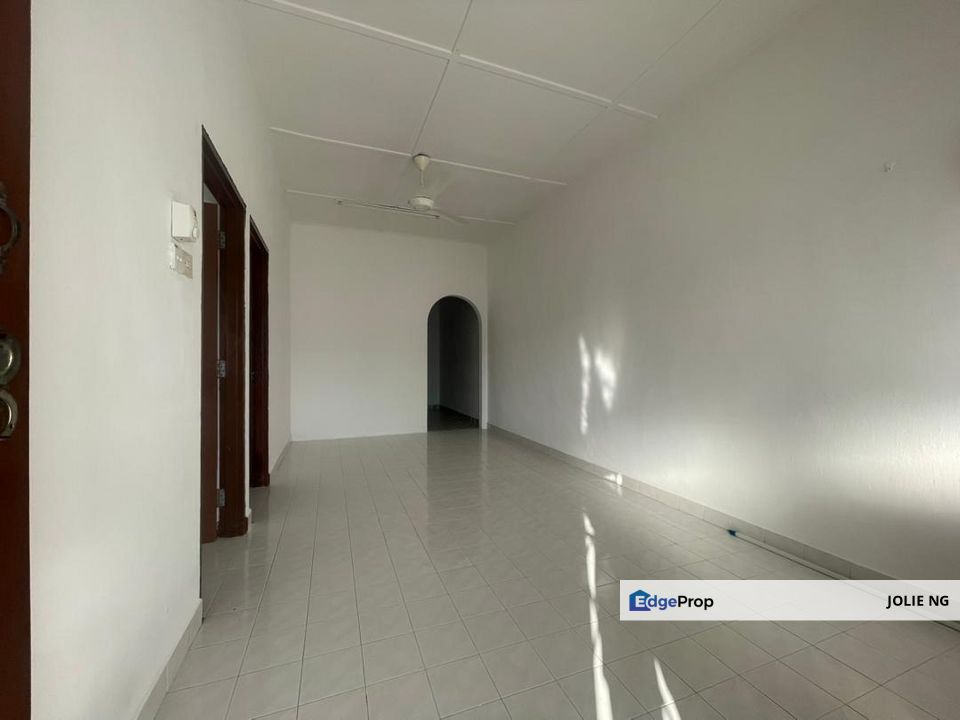 Taman Universiti,Skudai Single Storey House For Sale for Rental RM1