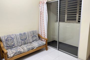 Impian Stulang Apartment