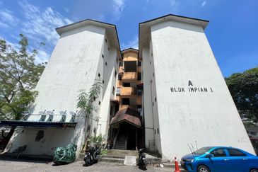 Impian Stulang Apartment