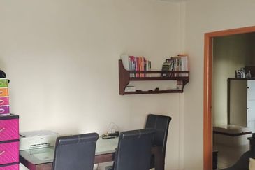 Pangsapuri Sri Intan, Bandar Baru Seri Alam