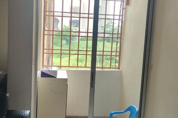 Pangsapuri Sri Intan, Bandar Baru Seri Alam