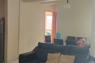 Pangsapuri Sri Intan, Bandar Baru Seri Alam