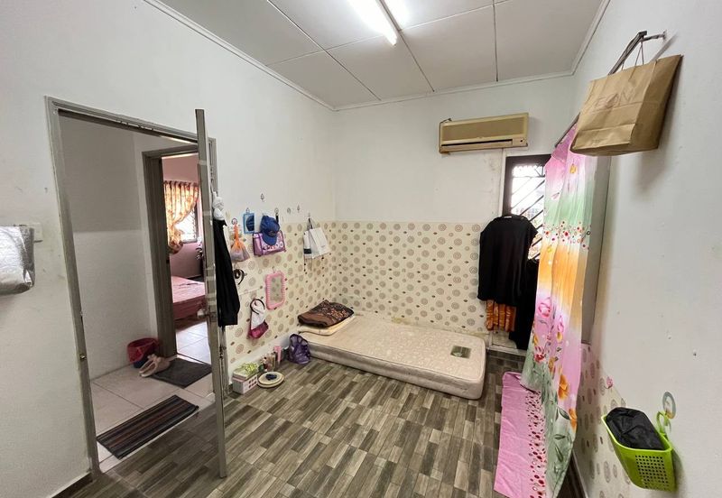 Mon Glori, , Bandar Baru Permas Jaya