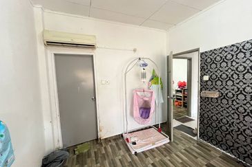 Mon Glori, , Bandar Baru Permas Jaya