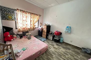 Mon Glori, , Bandar Baru Permas Jaya