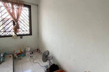 Mon Glori, , Bandar Baru Permas Jaya