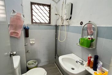 Mon Glori, , Bandar Baru Permas Jaya