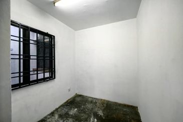 Flat Tasek 64, Bandar Baru Seri Alam