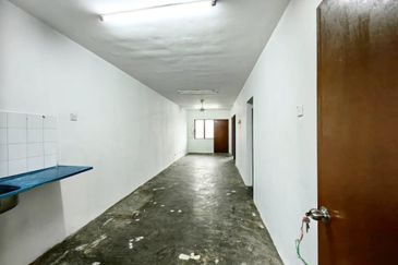 Flat Tasek 64, Bandar Baru Seri Alam