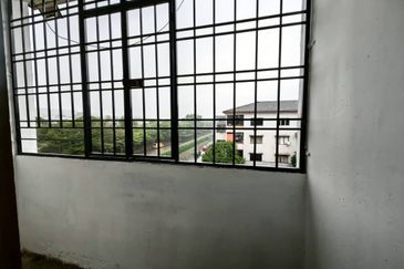 Flat Tasek 64, Bandar Baru Seri Alam