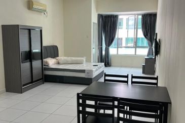 Akademik Suite @ Mount Austin