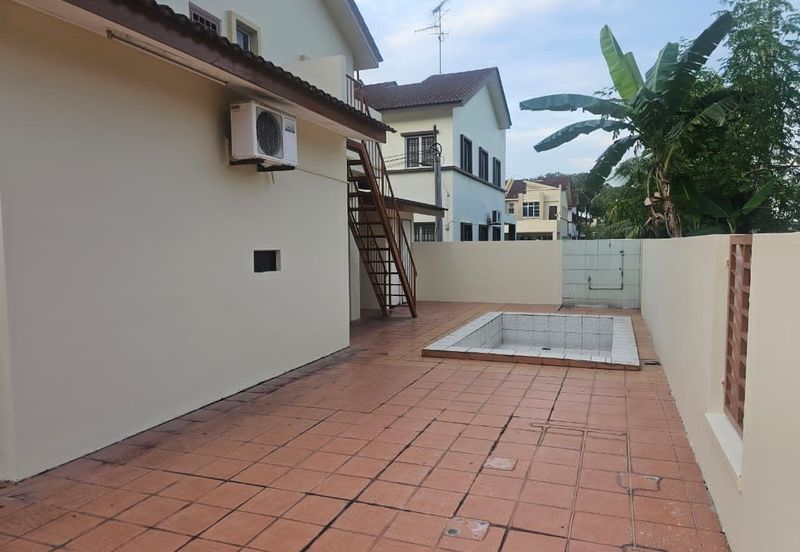 Setia Tropika Double Storey House*Corner Lot For Rent