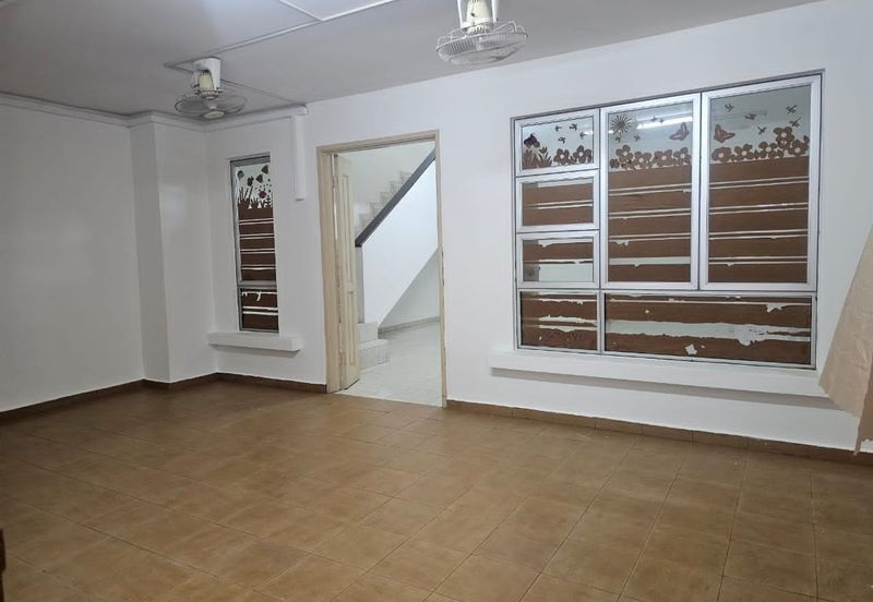 Setia Tropika Double Storey House*Corner Lot For Rent