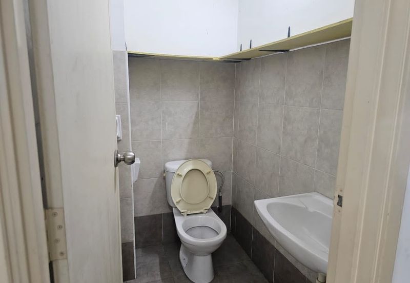 Setia Tropika Double Storey House*Corner Lot For Rent