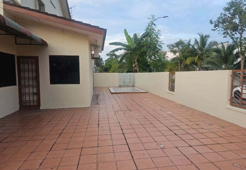 Setia Tropika Double Storey House*Corner Lot For Rent
