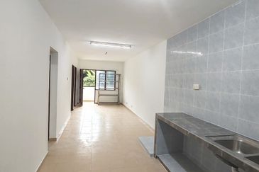 Flat Tasek 64, Bandar Baru Seri Alam