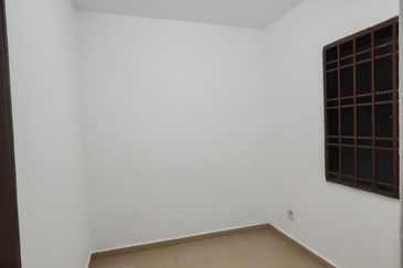 Flat Tasek 64, Bandar Baru Seri Alam