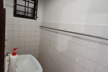 Flat Tasek 64, Bandar Baru Seri Alam