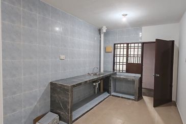 Flat Tasek 64, Bandar Baru Seri Alam