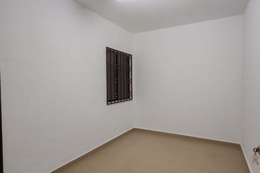 Flat Tasek 64, Bandar Baru Seri Alam