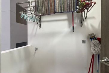 SKS Habitat Apartment, Larkin