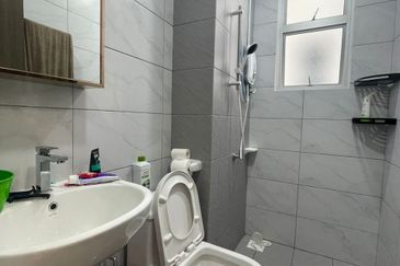 SKS Habitat Apartment, Larkin