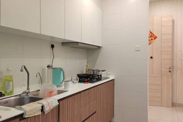 Seasons Luxury Apartments @ Amara Larkin