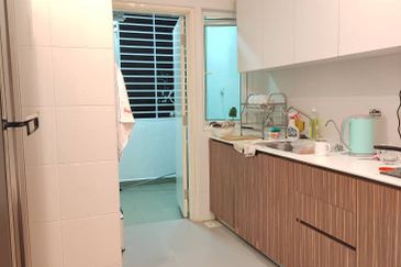 Seasons Luxury Apartments @ Amara Larkin