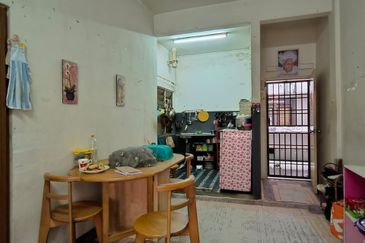 Taman Pulai Utama Flat